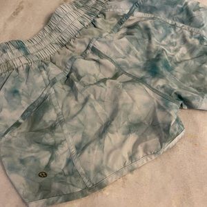 Lululemon Tracker Shorts, Size 8